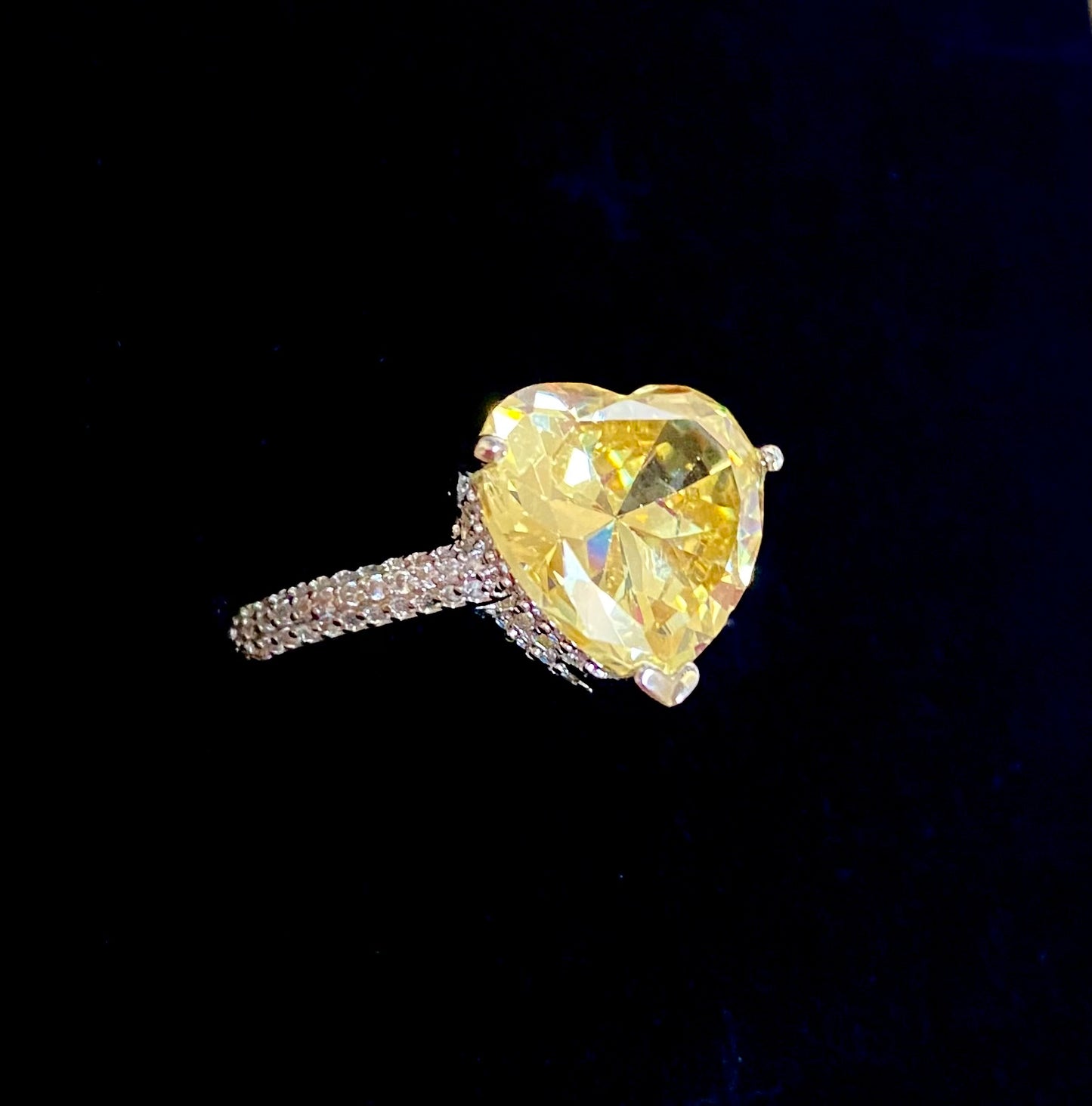 Liberty Heart CITRINE Ring <Citrine x Platinum>