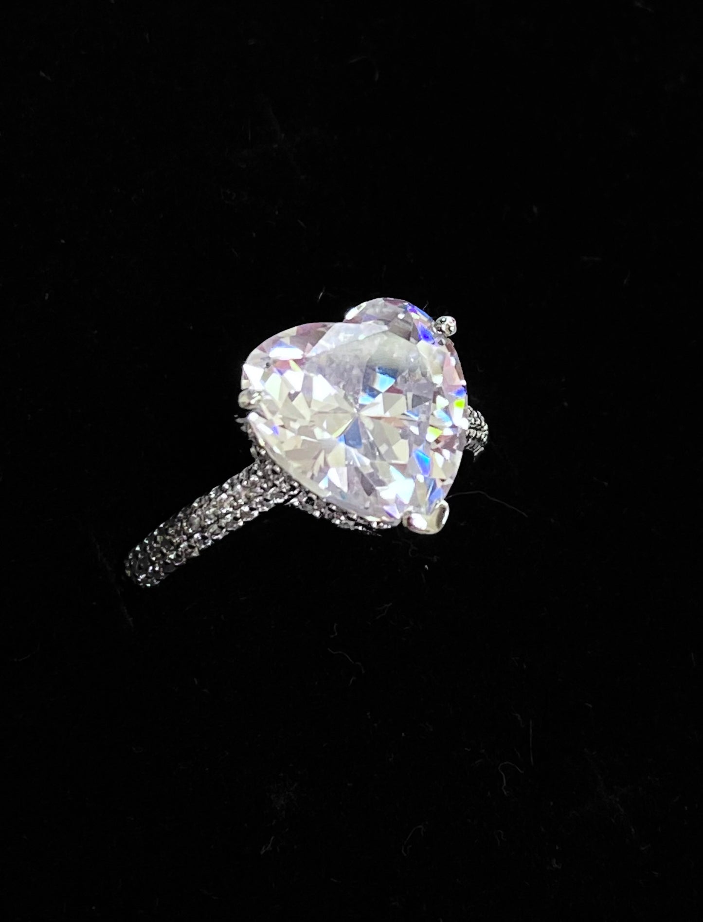 Liberty Heart Ring <Clear x Platinum>