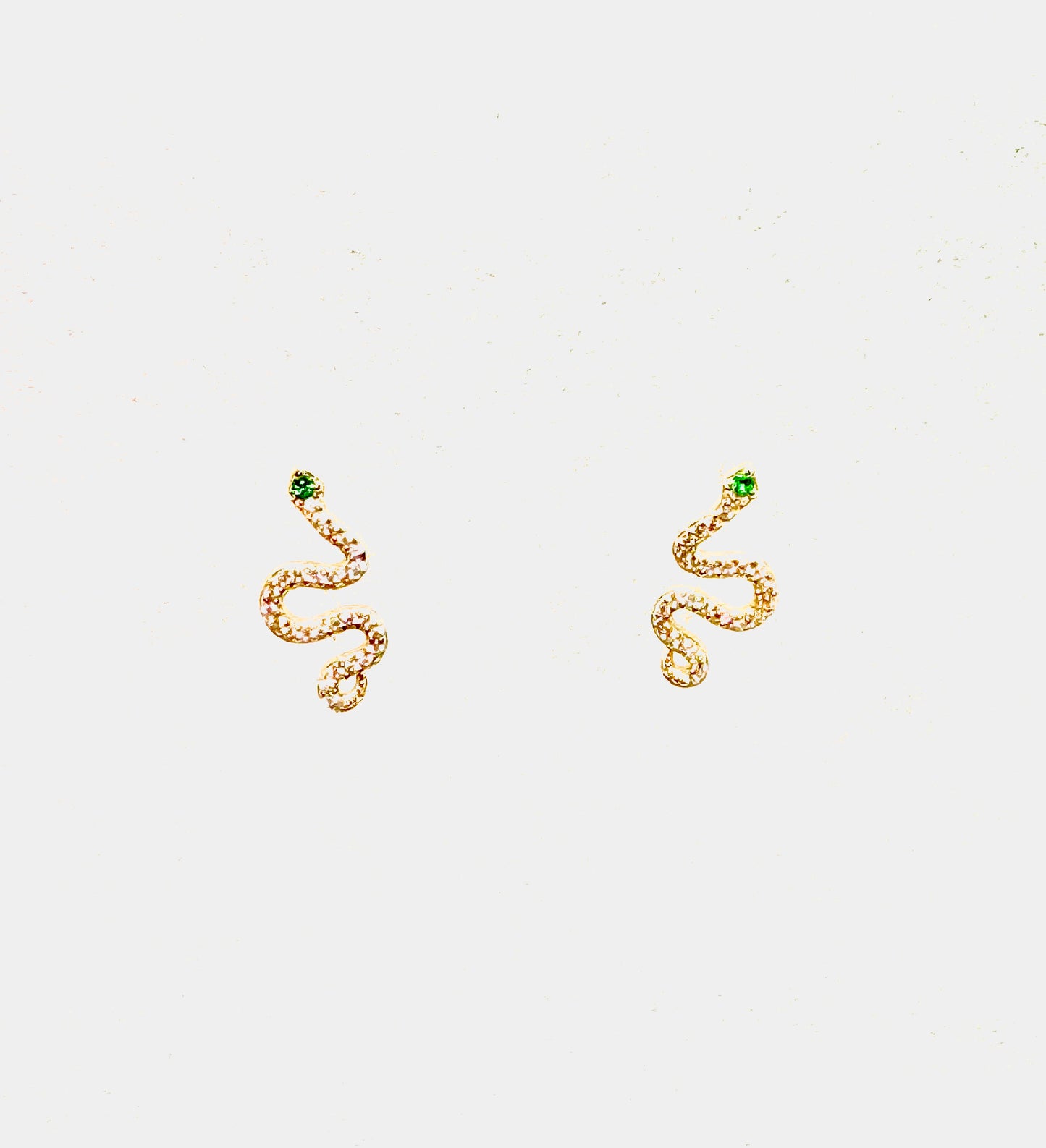 <New!> Sparkling "RYU" Earrings